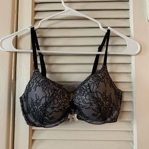 Victoria’s Secret Very Sexy Push Up Bra